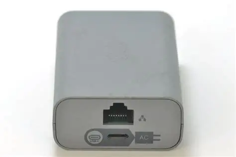 PoE/Ethernet injector (adapter)