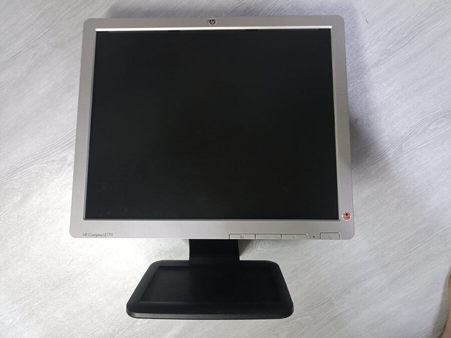 HP Compaq LE1711 Monitor 