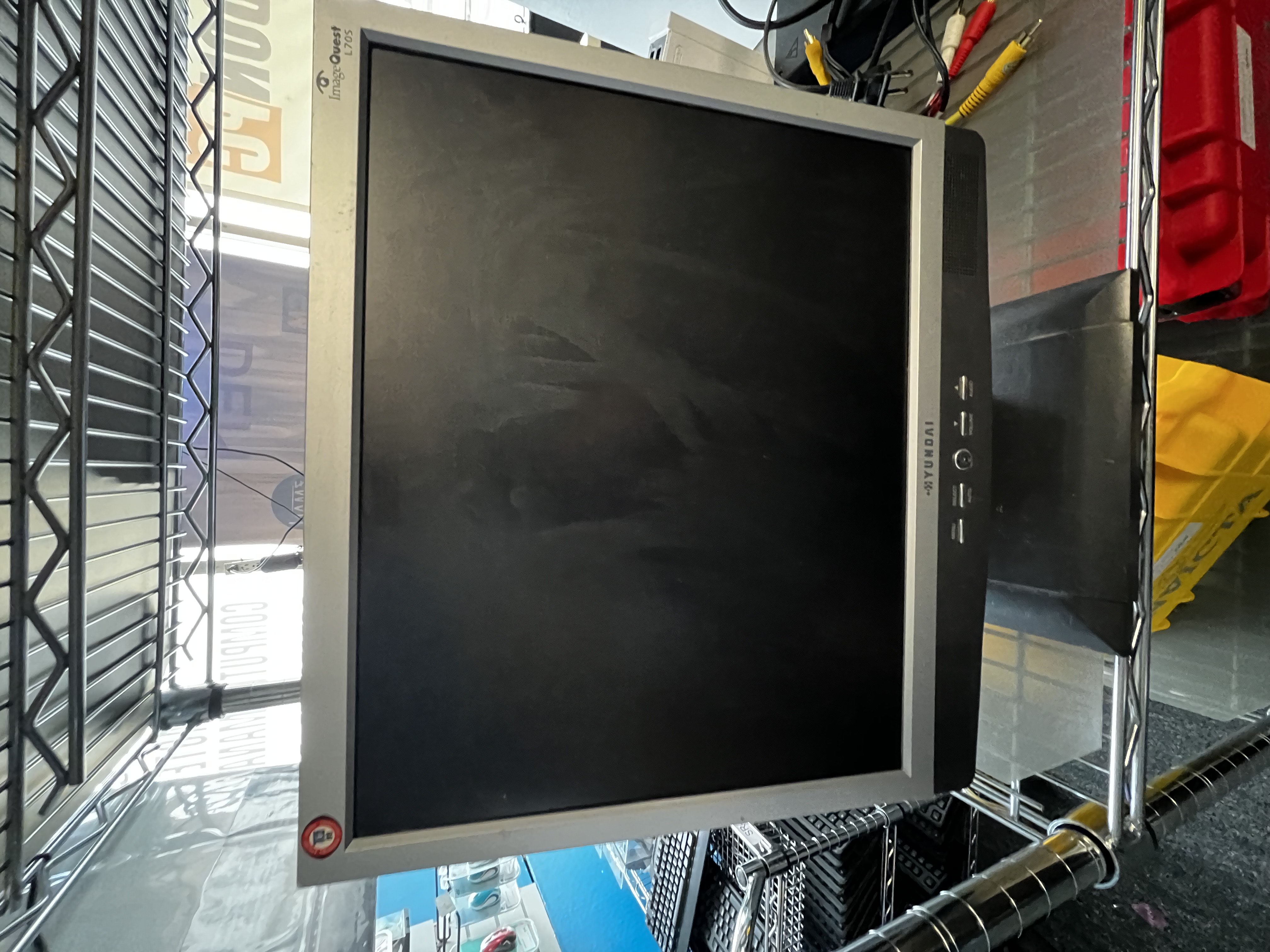  Hyundai ImageQuest L70S