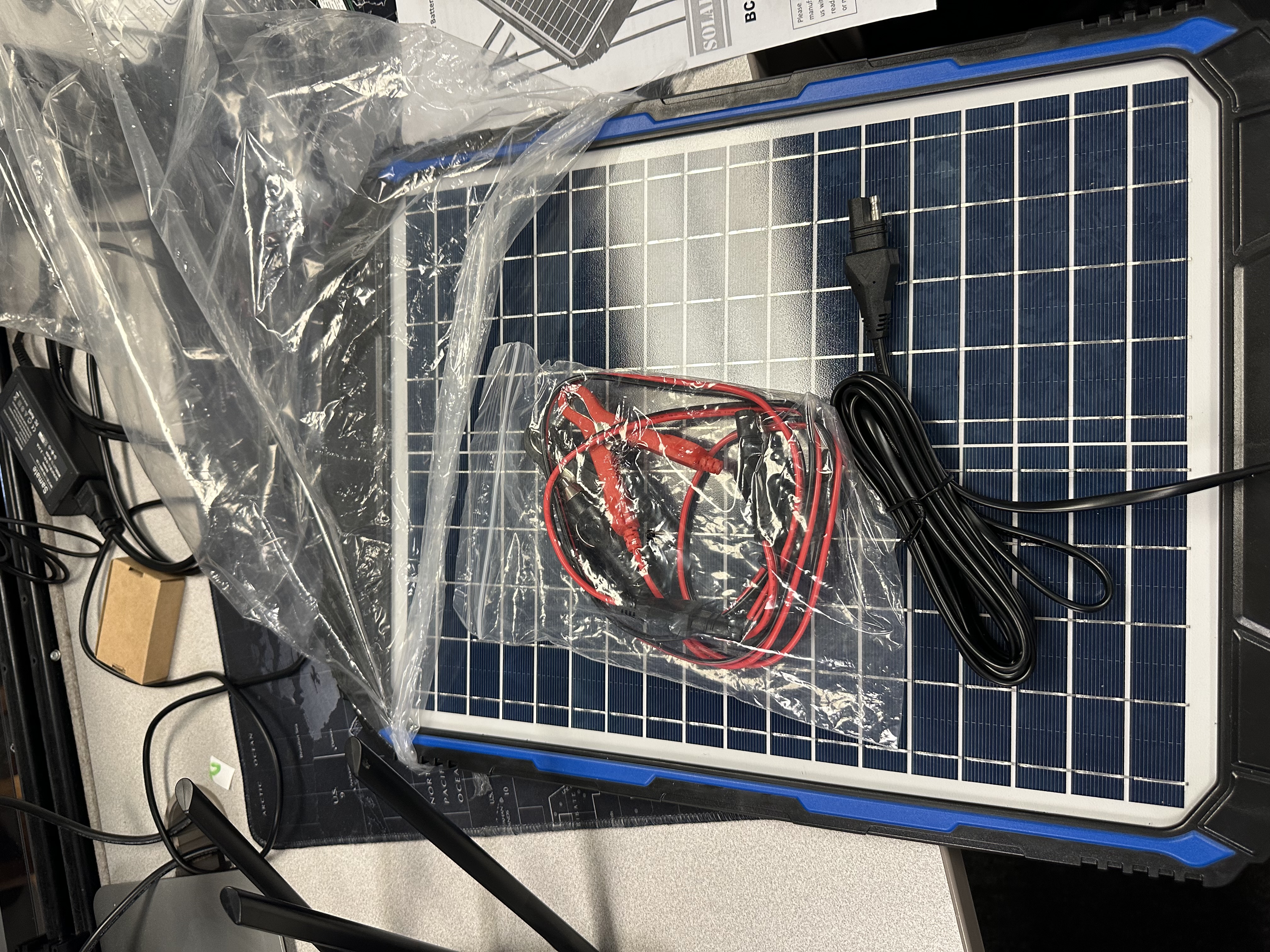 SUNER POWER 18W 12V Solar Battery